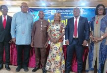 Representative of the Minister, Federal Ministry of Marine and Blue Economy, Director, Information & PR, Anastasia Ogbonna (4th left), President, Shipping Correspondents Association of Nigeria, Moses Ebosele (3rd left), Chairman of the Occasion, Temisan Omatseye (2nd left), Regional Manager, United Bank for Africa, Nelson Edoye (1st left), representative of Olisa Agbakoba, SAN, Akunne Nzube (5th left) & Director, Consumer Affairs, Nigerian Ports Economic Regulatory Agency, Ify Okolue.